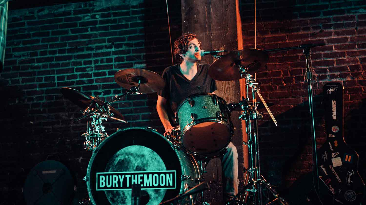 Bury+the+Moon